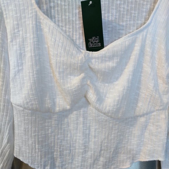 NWT - Long Sleeve Fitted Sweetheart Neck T-Shirt - Wild Fable - Picture 4 of 6